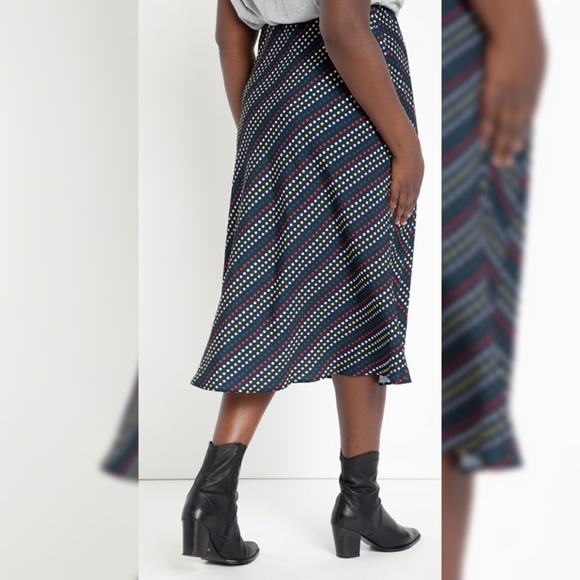 Eloquii Torrid Plus Size Midi Skirt 26 28 4x 5x NWT Polka Dots New - Picture 3 of 5